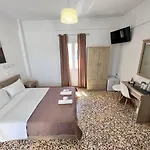Firaxenia Hotel 2*