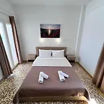 Hotel Firaxenia Fira (Santorini)