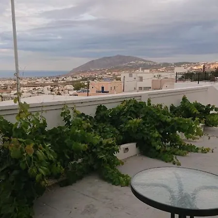 Firaxenia Hotel