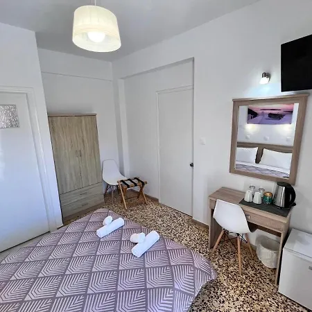 Firaxenia 2* Fira (Santorini)