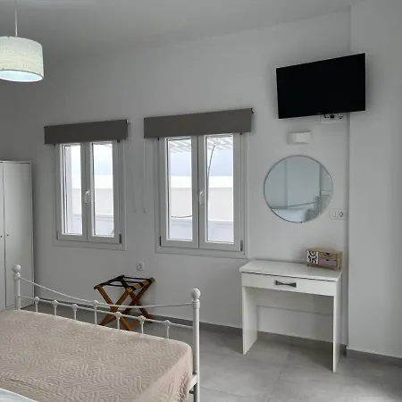 Firaxenia 산토리니