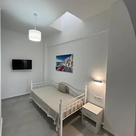 Firaxenia 호텔 산토리니