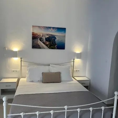 Firaxenia 산토리니