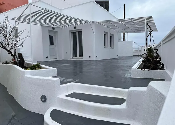 Firaxenia 2* Fira (Santorini)